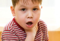Чем лечить горло ребенку 2 лет