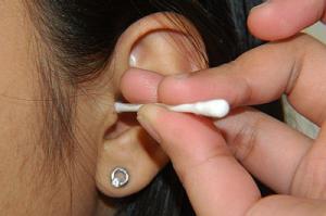 как лечить отомикоз уха